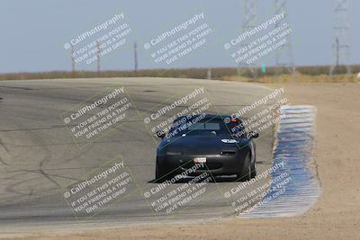 media/Oct-29-2022-CalClub SCCA (Sat) [[e05833b2e9]]/Race Group 3/Qualifying (Outside Grapevine)/